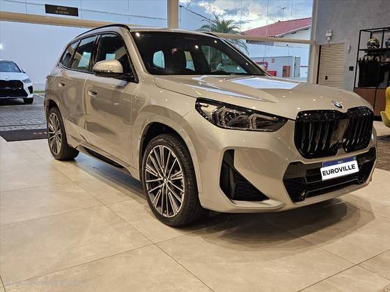 BMW X1 2.0 16V TURBO GASOLINA SDRIVE20I M SPORT STEPTRONIC BMW X1 2.0 16V TURBO GASOLINA SDRIVE20I M SPORT STEPTRONIC